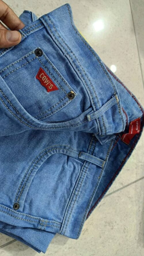 Multibranded jeans