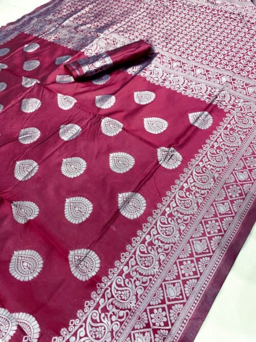 Soft lichi silk saree - Image 11