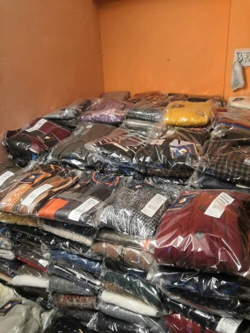 MENS SWETER 80 KG BALE  surplus lot  1 bale =80 kg - Image 5