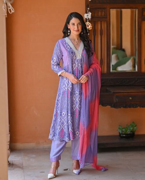 New Anarkali kurta set with new style in Saganeri print