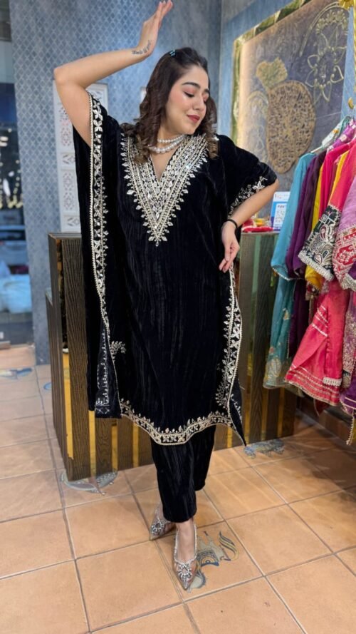 Presenting Decent & Party Look Khaftan for This Festive Season - Image 12