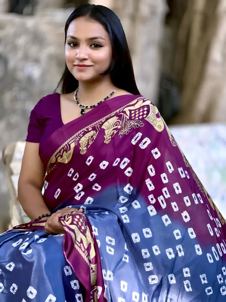 Printed Bollywood Crepe, Silk Blend Saree 3 Printed Bollywood Crepe, Silk Blend Saree - Image 2