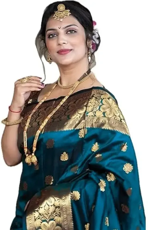 Woven Kanjivaram Silk Blend Saree - Image 5