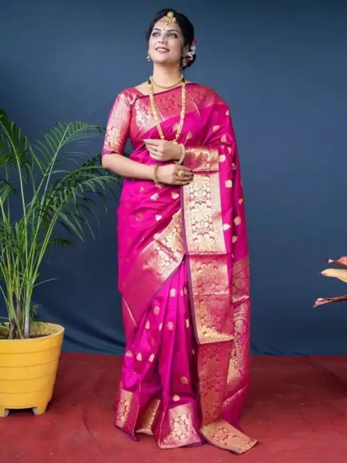Woven Kanjivaram Silk Blend Saree - Image 9