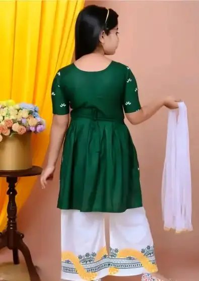 Girls Rayon Kurta, Pyjama & Dupatta Set (Pack of 1) 3 Girls Rayon Kurta, Pyjama & Dupatta Set (Pack of 1) - Image 2