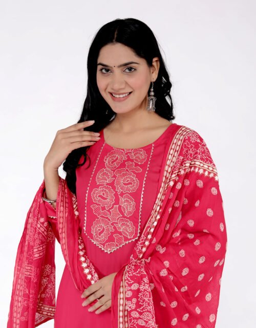 Rayon embroidered 3piece pant set with dupatta - Image 4