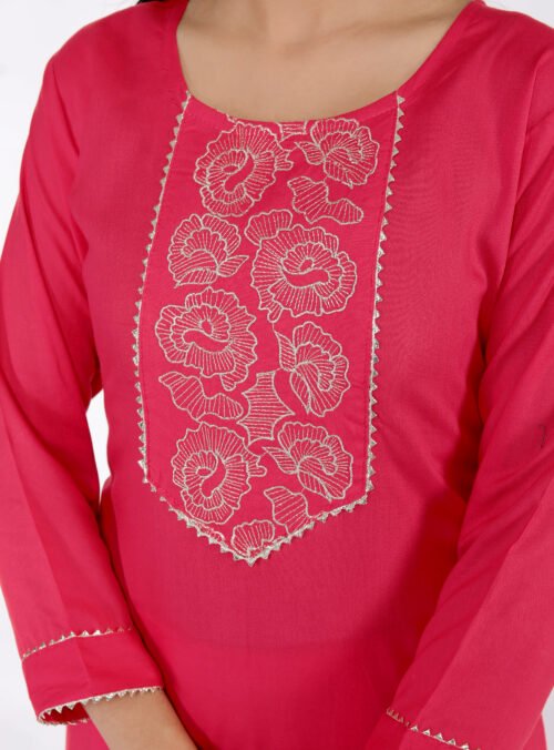 Rayon embroidered 3piece pant set with dupatta - Image 5