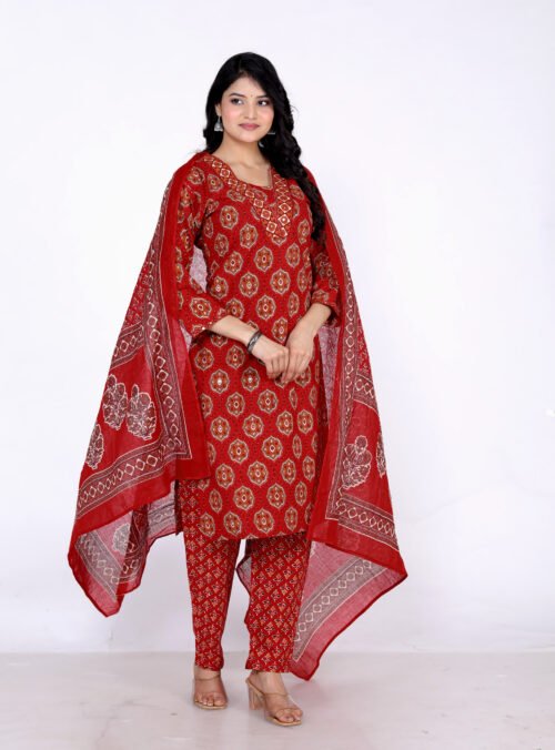 Pure Cotton 3piece printed pant set with dupatta - Image 3