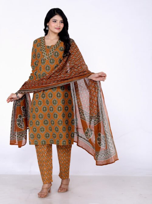 Pure Cotton 3piece printed pant set with dupatta - Image 2