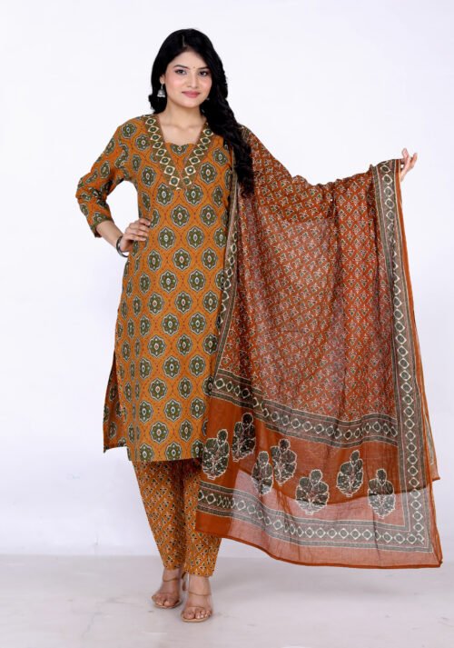 Pure Cotton 3piece printed pant set with dupatta - Image 3