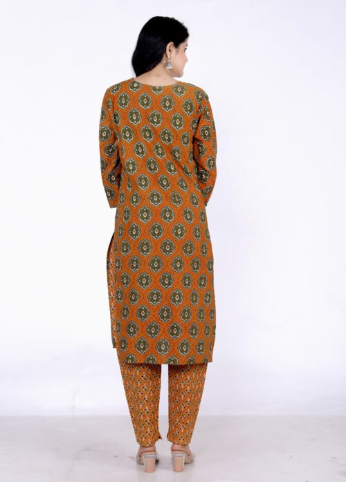 Pure Cotton 3piece printed pant set with dupatta - Image 6
