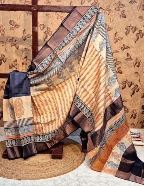HANDPAINTED TUSSAR KANCHI SILK SAREES - Image 7