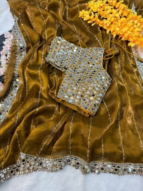 New Launching Đěsigner saree - Image 5