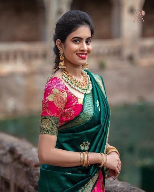 Kanjiveram Silk Zari Lehenga With Blouse Along With Banarashi Silk Dupatta wholesale - Image 6