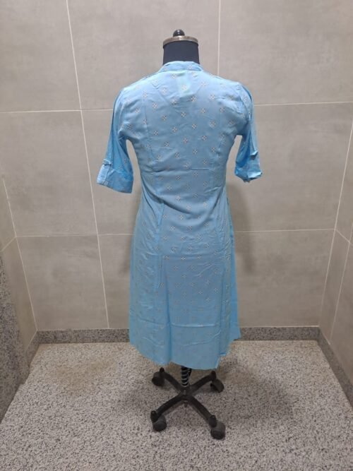 Rayon Princess Cut, Mandarin collar Kurti - Image 4