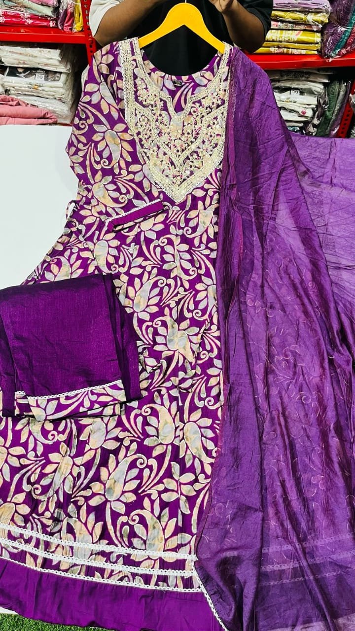Heavy Anarkali 3 pcs set 16 Heavy Anarkali 3 pcs set - Image 15