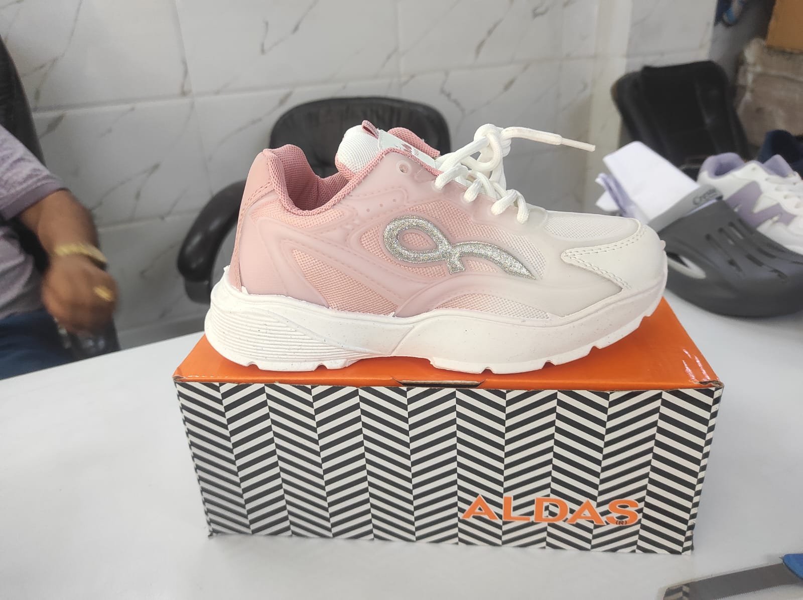 Womens Shoes Wholesale 2 Womens Shoes Wholesale