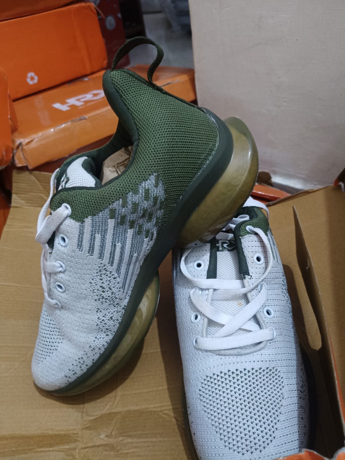 H R X SHOES 13 H R X SHOES - Image 12