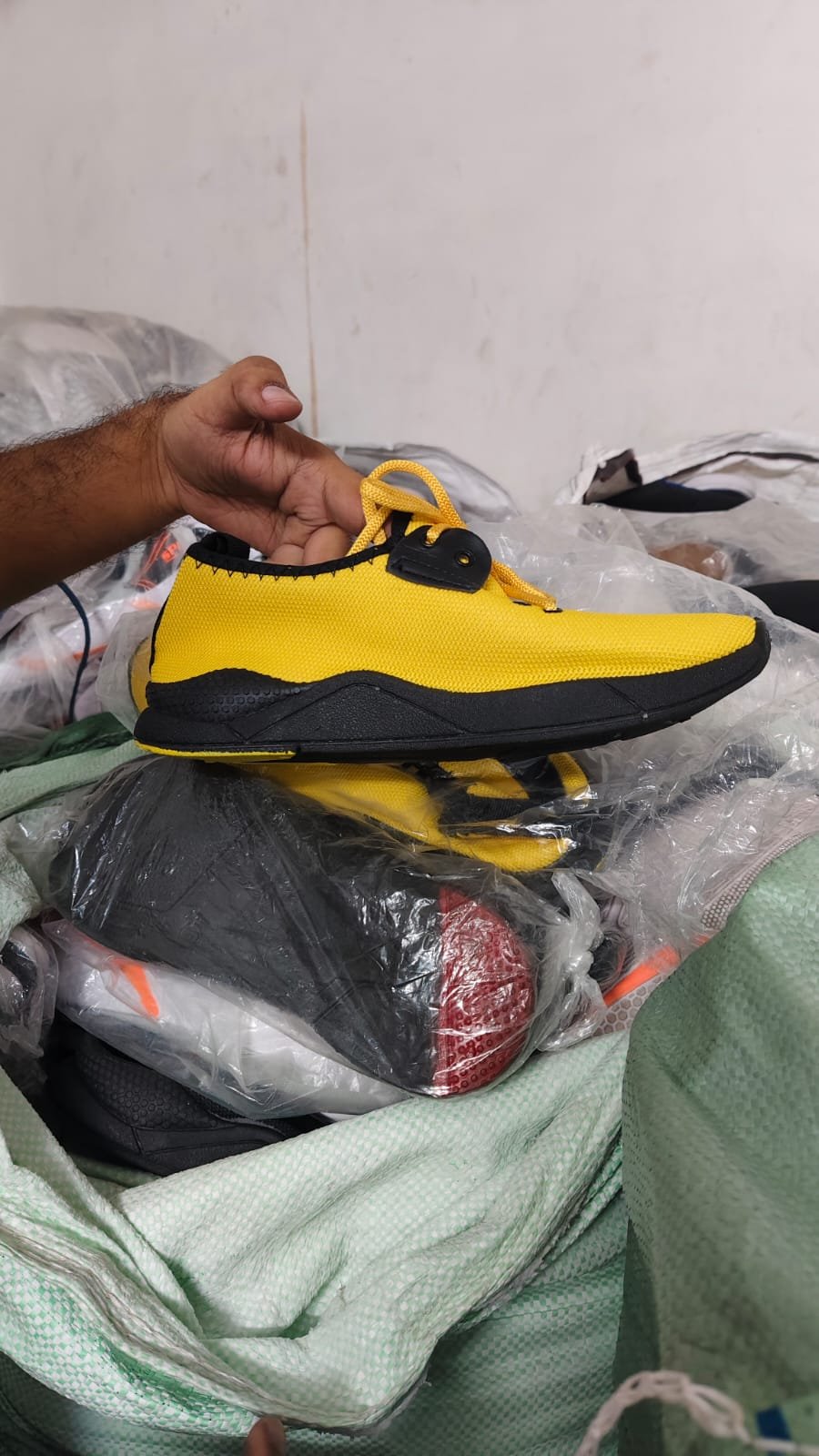 Local Sports Shoes Wholesale 4 Local Sports Shoes Wholesale - Image 4