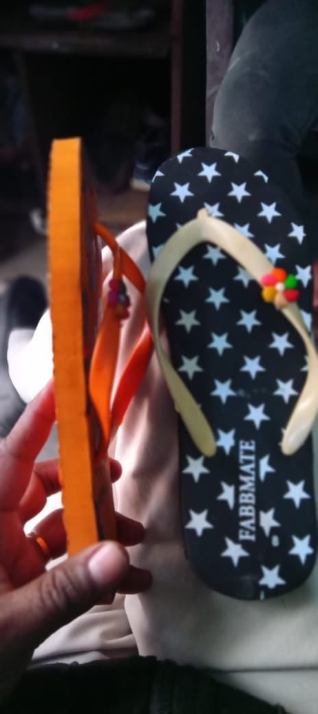 Girls Branded Slippers Wholesale 7 Girls Branded Slippers Wholesale - Image 7