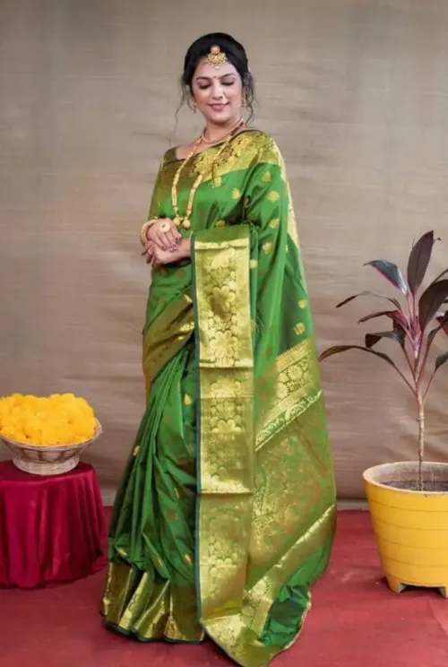 Woven Kanjivaram Silk Blend Saree