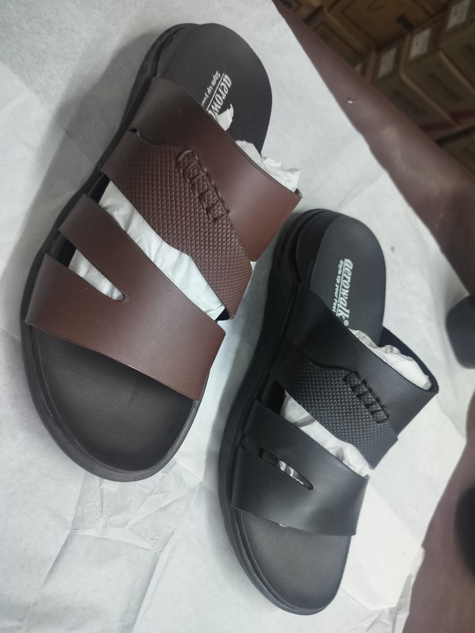 Heavy Branded Slippers Wholesale 4 Heavy Branded Slippers Wholesale - Image 3