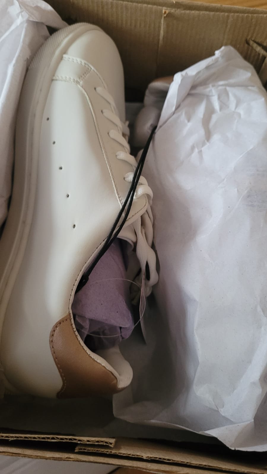 Mix Footwear Wholesale Lot 12 Mix Footwear Wholesale Lot - Image 12
