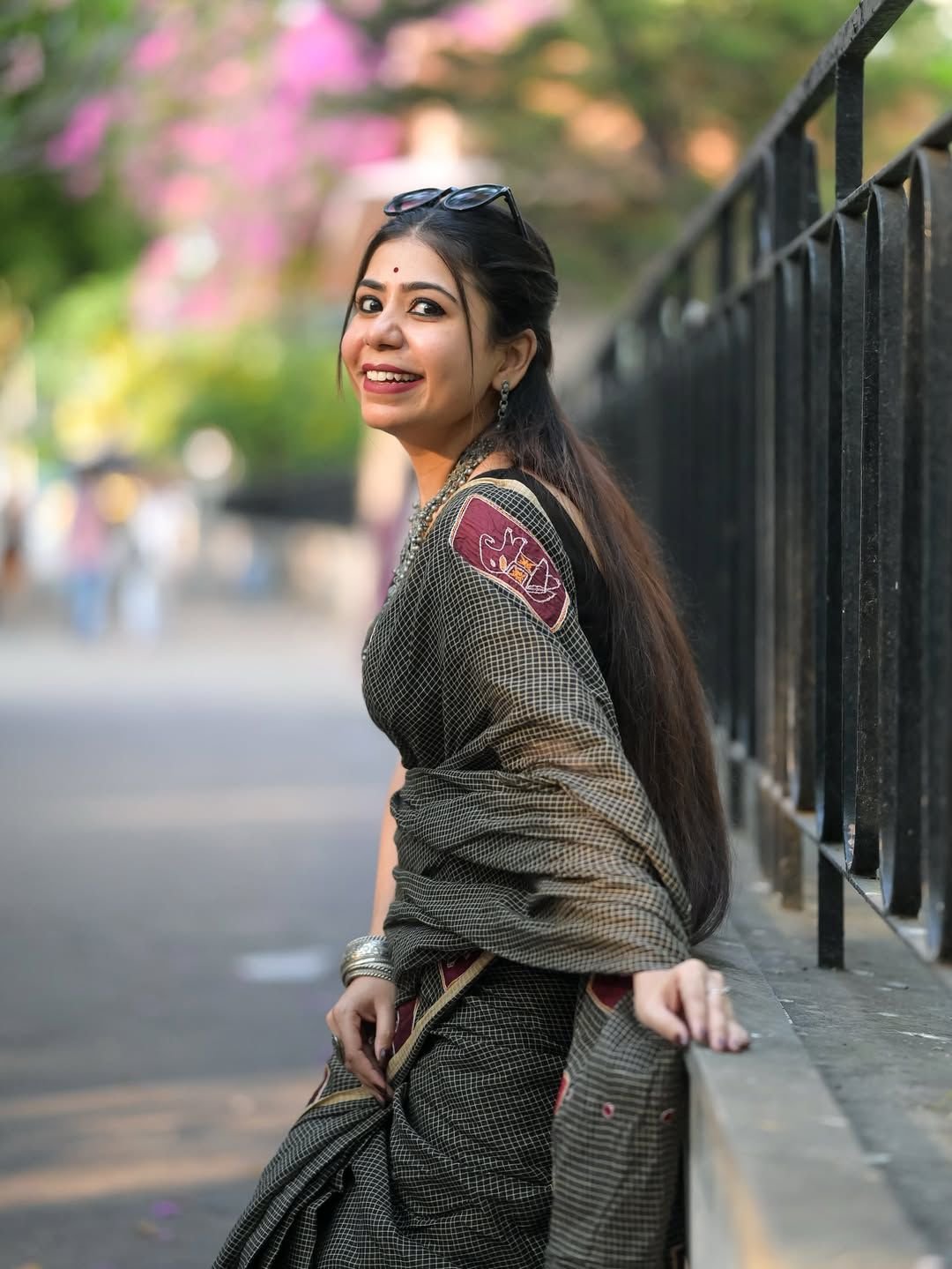 Soft Linen Saree Wholesale 12 Soft Linen Saree Wholesale - Image 11