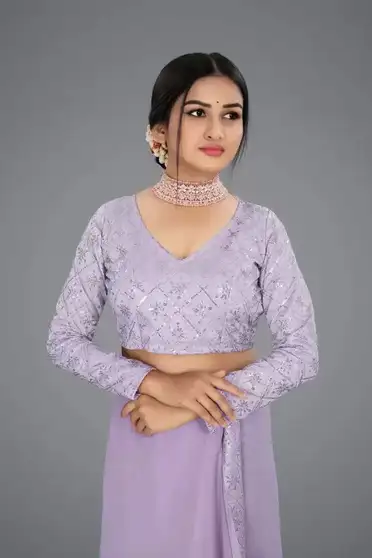 ONTIC LIFESTYLE Solid/Plain Bollywood Chiffon, Georgette Saree (Purple) 5 ONTIC LIFESTYLE Solid/Plain Bollywood Chiffon, Georgette Saree (Purple) - Image 4