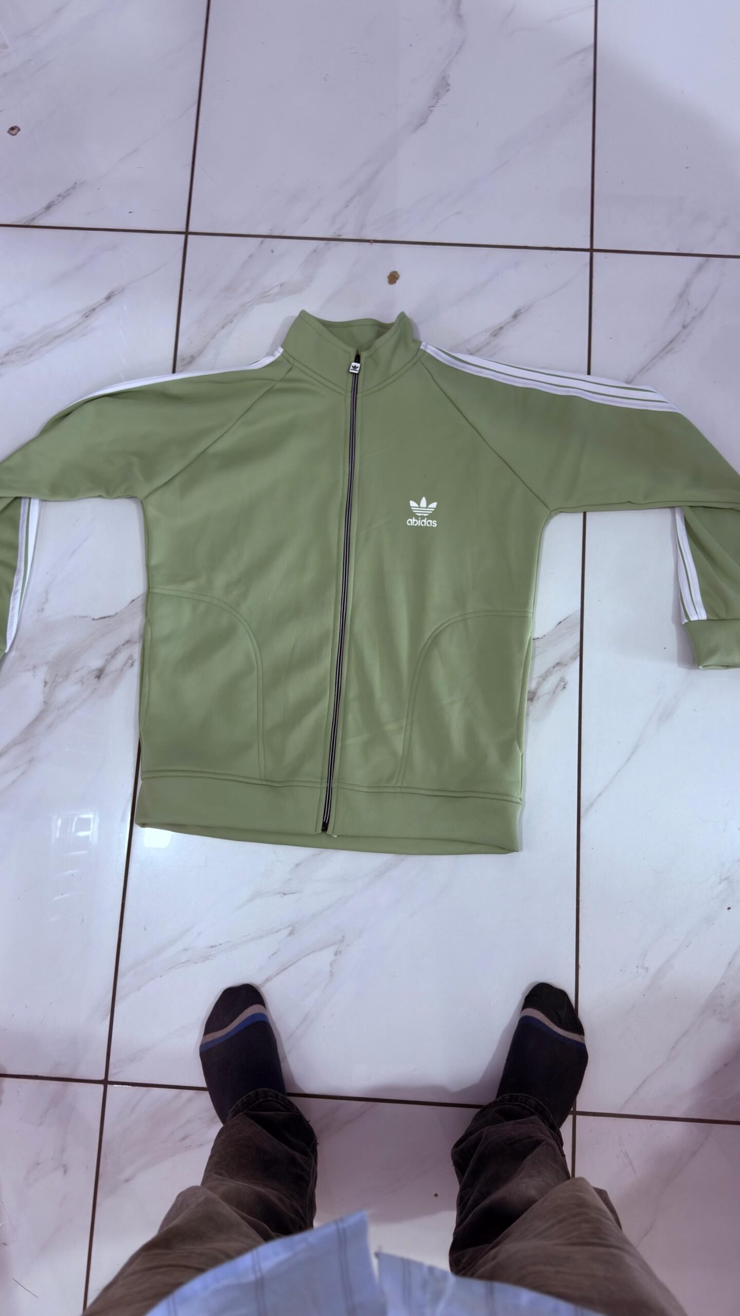 Trake suite set uper and lower set whlole sale 2 Trake suite set uper and lower set whlole sale - Image 2