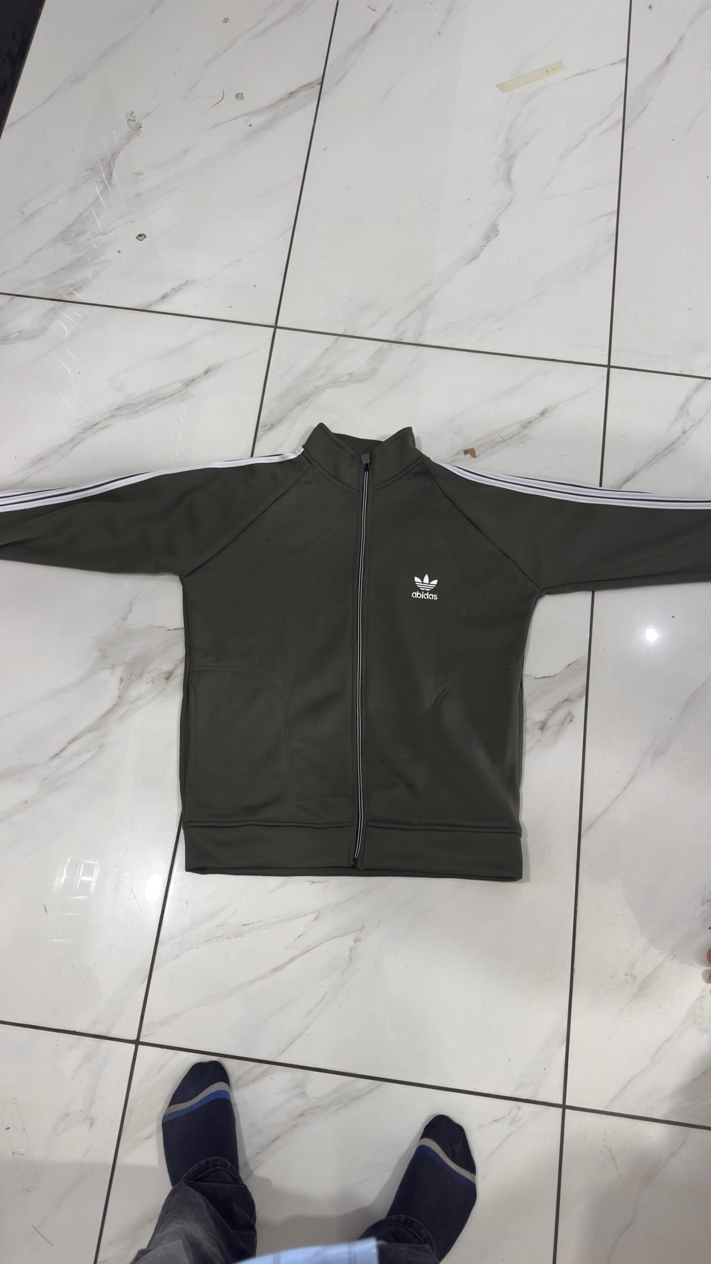 Trake suite set uper and lower set whlole sale 4 Trake suite set uper and lower set whlole sale - Image 4