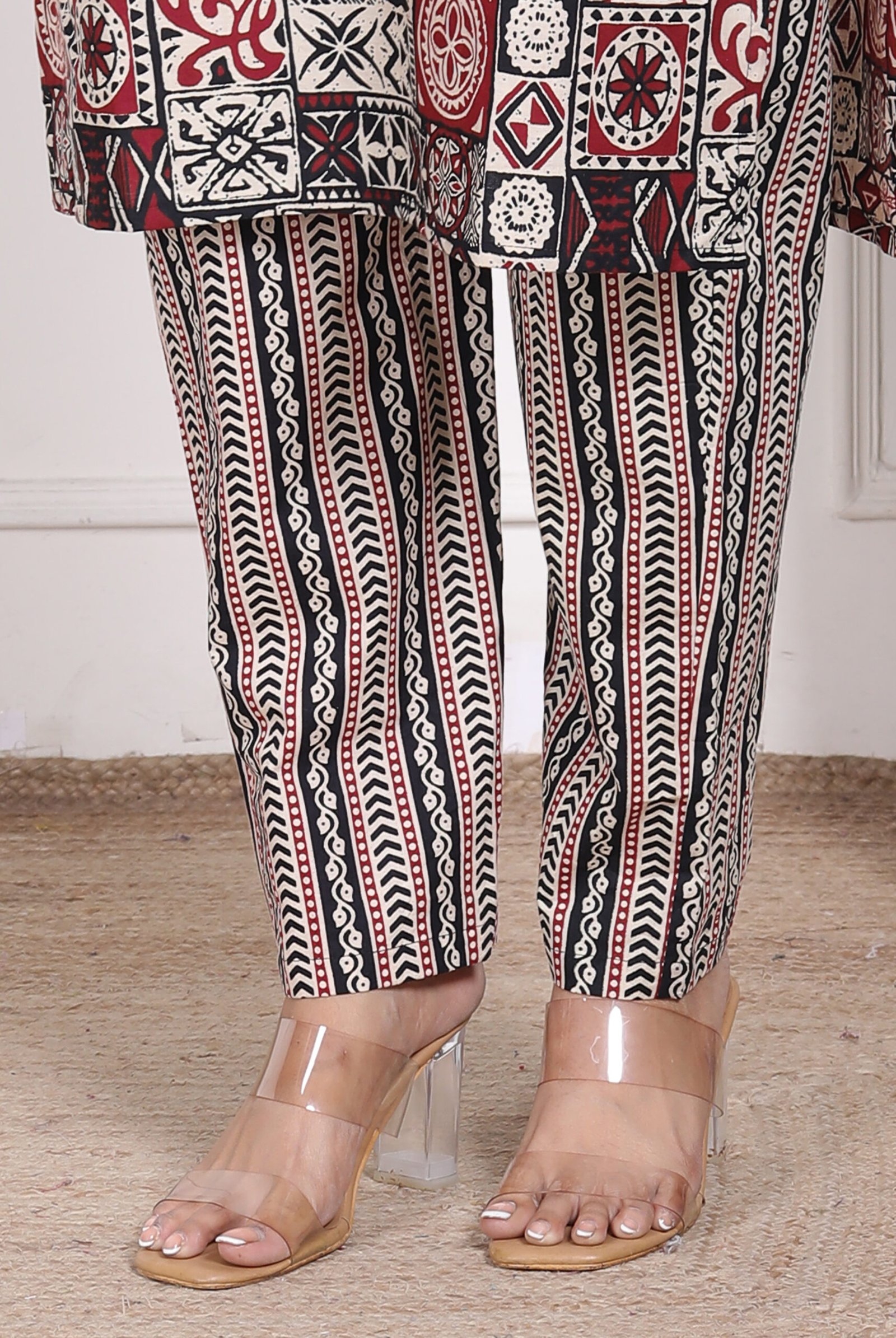 Printed Cotton 2-Piece panr set 6 Printed Cotton 2-Piece panr set - Image 6