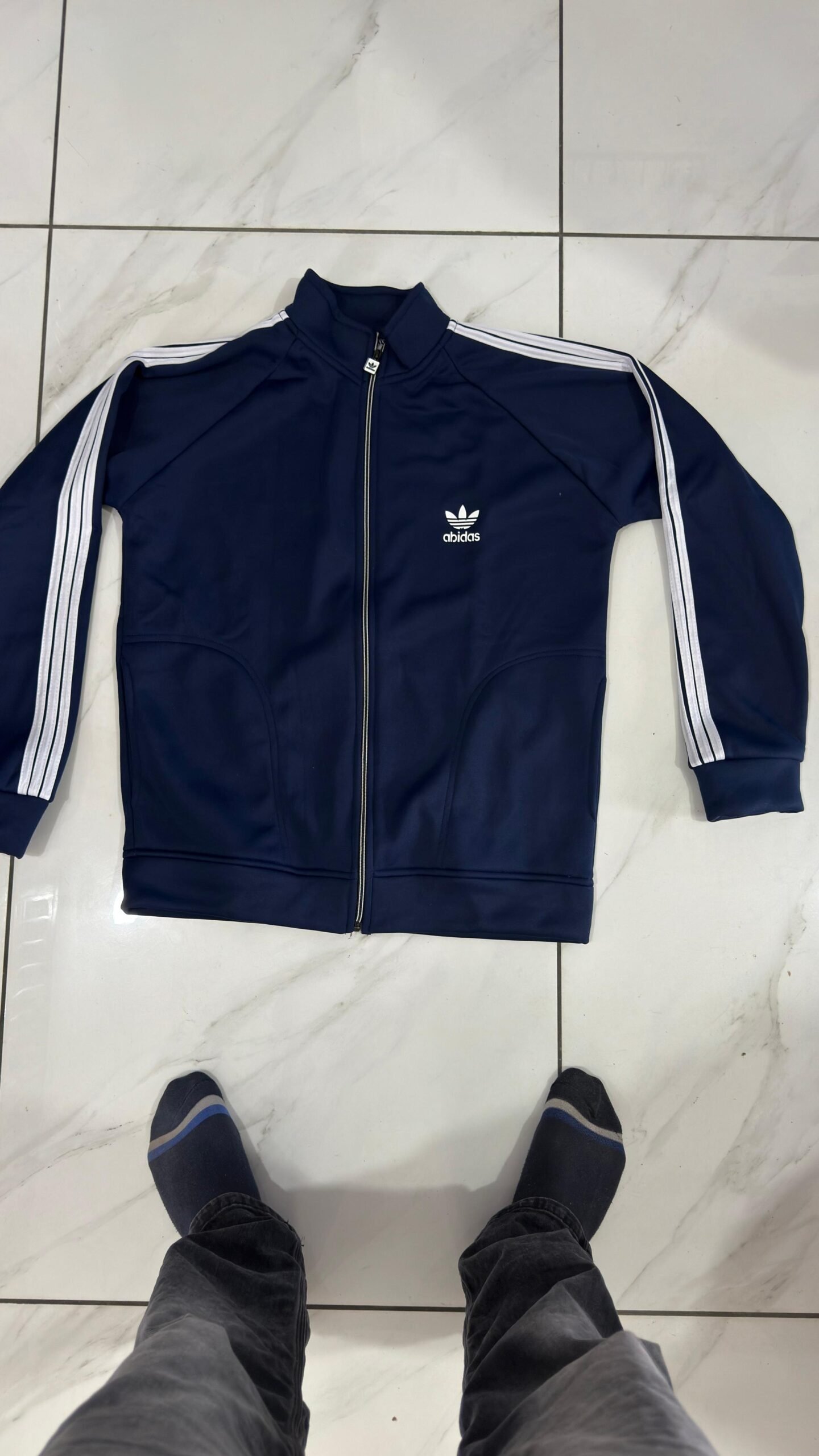 Trake suite set uper and lower set whlole sale 3 Trake suite set uper and lower set whlole sale - Image 3