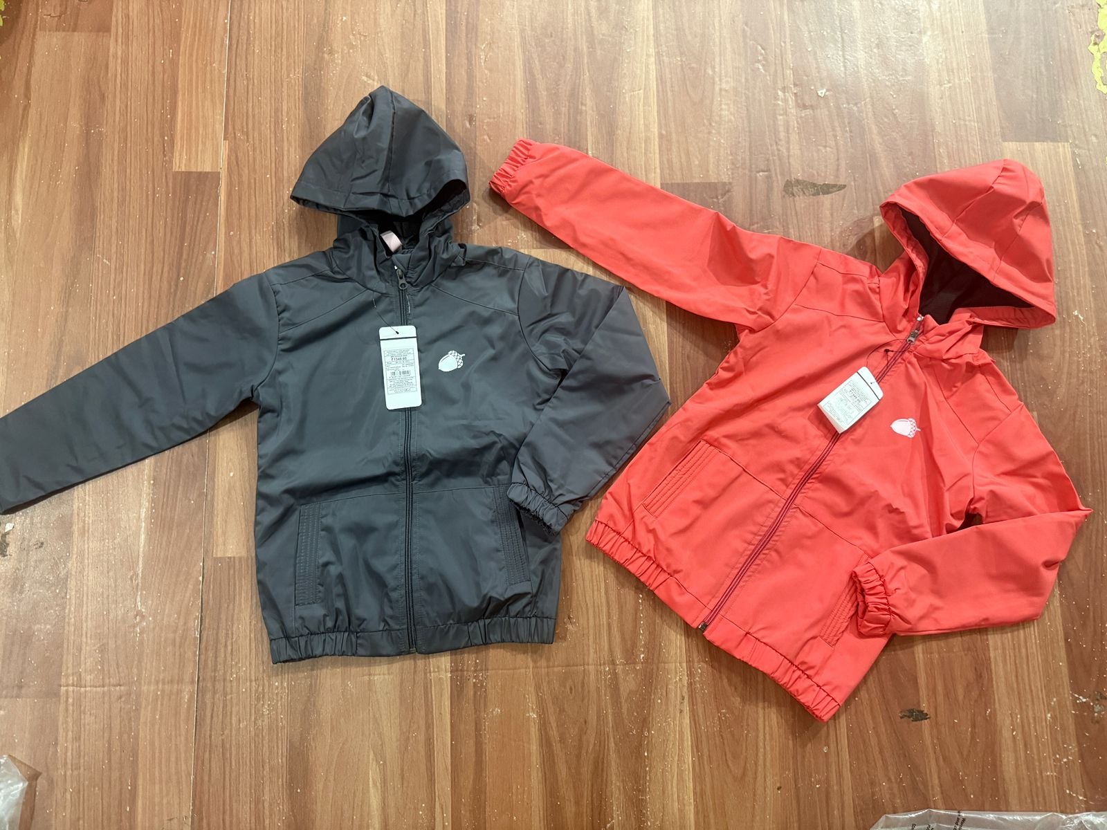 Boys girls brand original hoodie with rain jackets Wholesale 5 Boys girls brand original hoodie with rain jackets Wholesale - Image 4