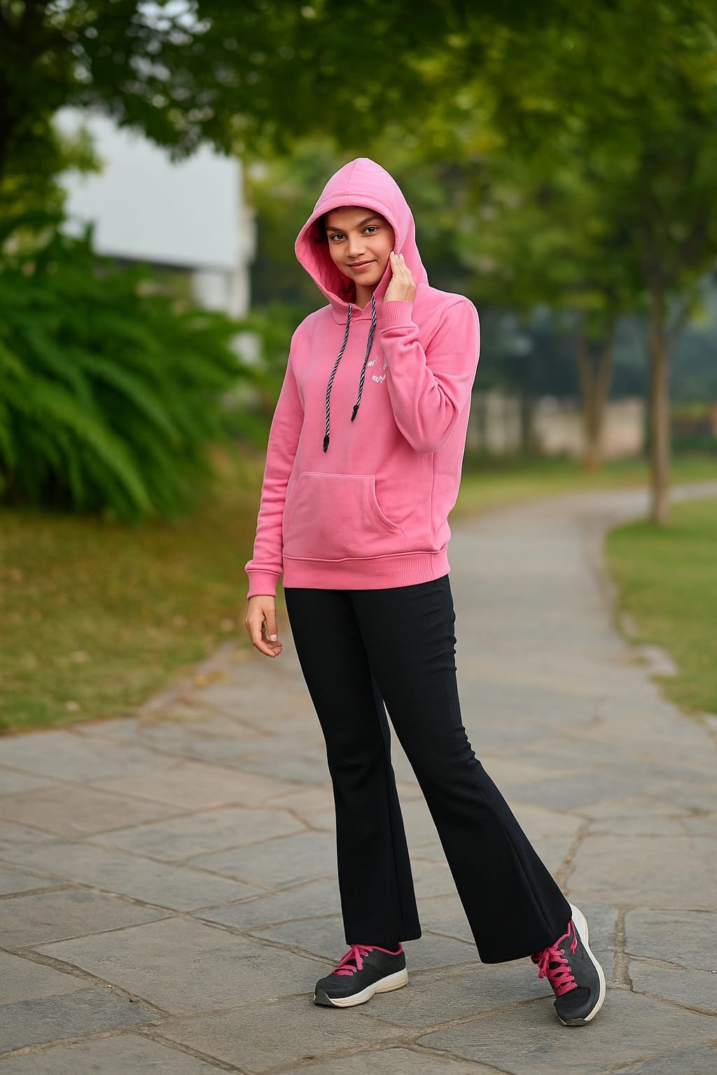 Branded Ladies Hoodies Wholesale 11 Branded Ladies Hoodies Wholesale - Image 10