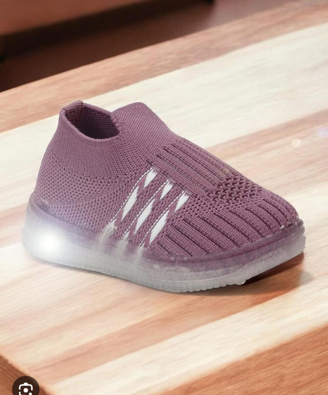 UNISEX KIDS LIGHT SHOES Wholesale 11 UNISEX KIDS LIGHT SHOES Wholesale - Image 11