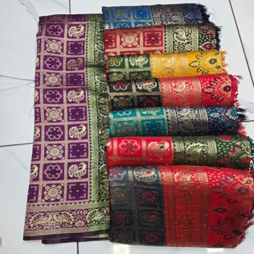 PREMIUM QUALITY SAREES FULL SIZE WITH BLOUSE wholesale