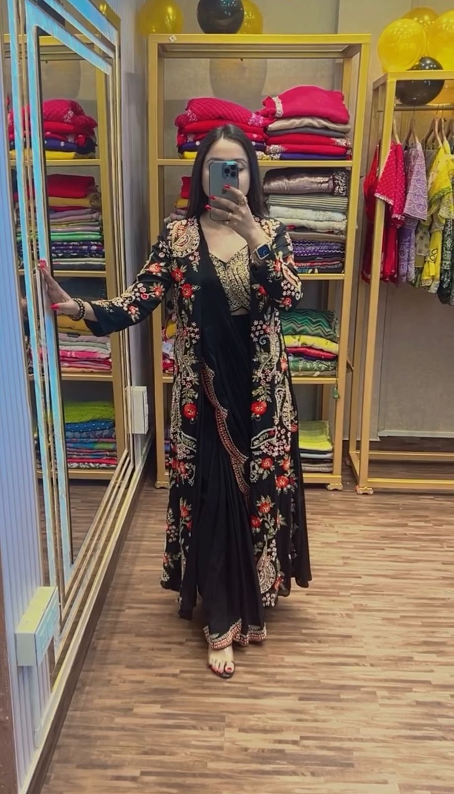 DRAPE SAREE WITH KOTI SET wholesale 2 DRAPE SAREE WITH KOTI SET wholesale - Image 2