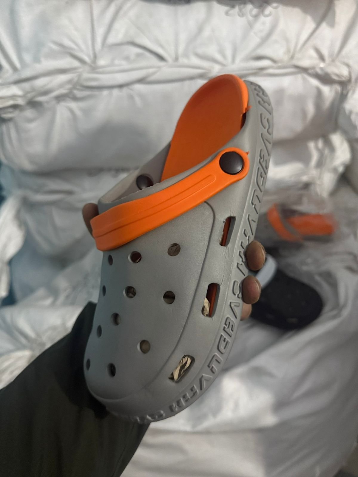 Footwear Mix Lot Wholesale 3 Footwear Mix Lot Wholesale - Image 3