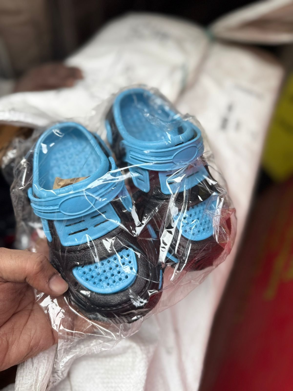 Footwear Mix Lot Wholesale 4 Footwear Mix Lot Wholesale - Image 4