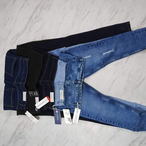 Ladies jeans available WHOLESALE