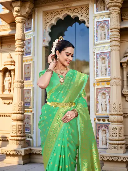 FAB WOVEN Woven Banarasi Silk Blend Saree with Unstitched Blouse 2 FAB WOVEN Woven Banarasi Silk Blend Saree with Unstitched Blouse