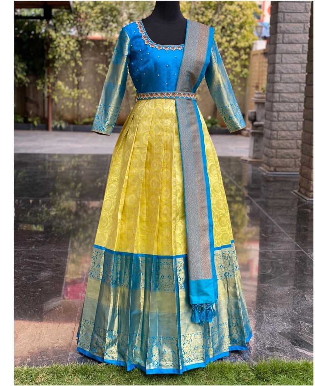 ONE PIECE LONG FLOOR LENGTH ITEM 12 ONE PIECE LONG FLOOR LENGTH ITEM - Image 12