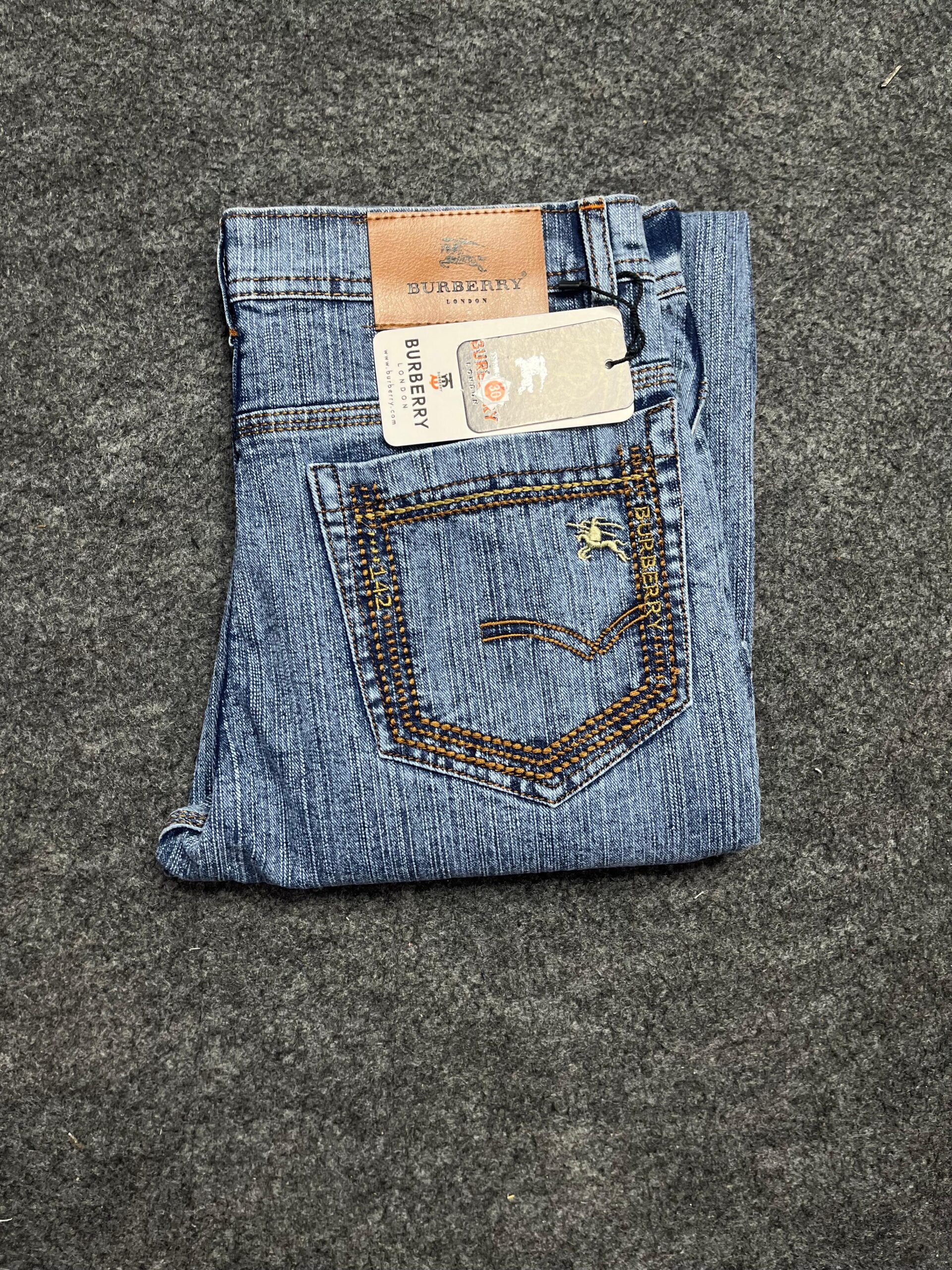Straight Fit Jeans Wholesale 5 Straight Fit Jeans Wholesale - Image 4