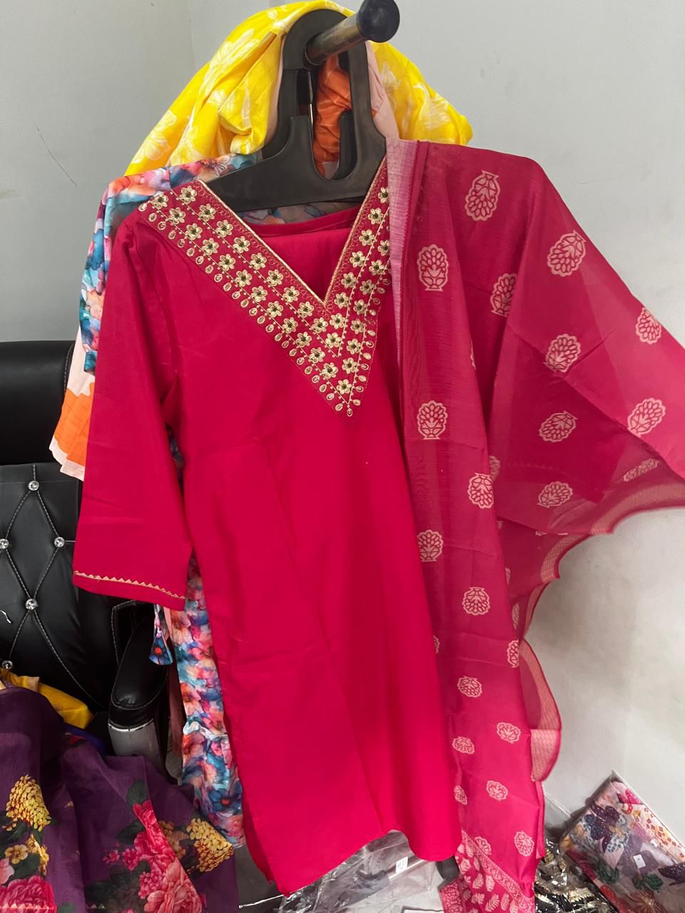 3 Piece Suit Wholesale 3 3 Piece Suit Wholesale - Image 3
