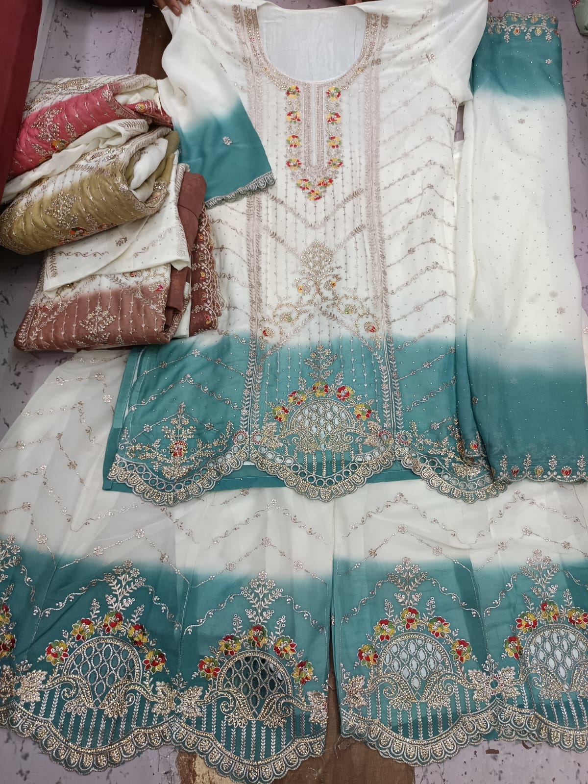 Russian Palazzo Suit Wholesale 3 Russian Palazzo Suit Wholesale - Image 2