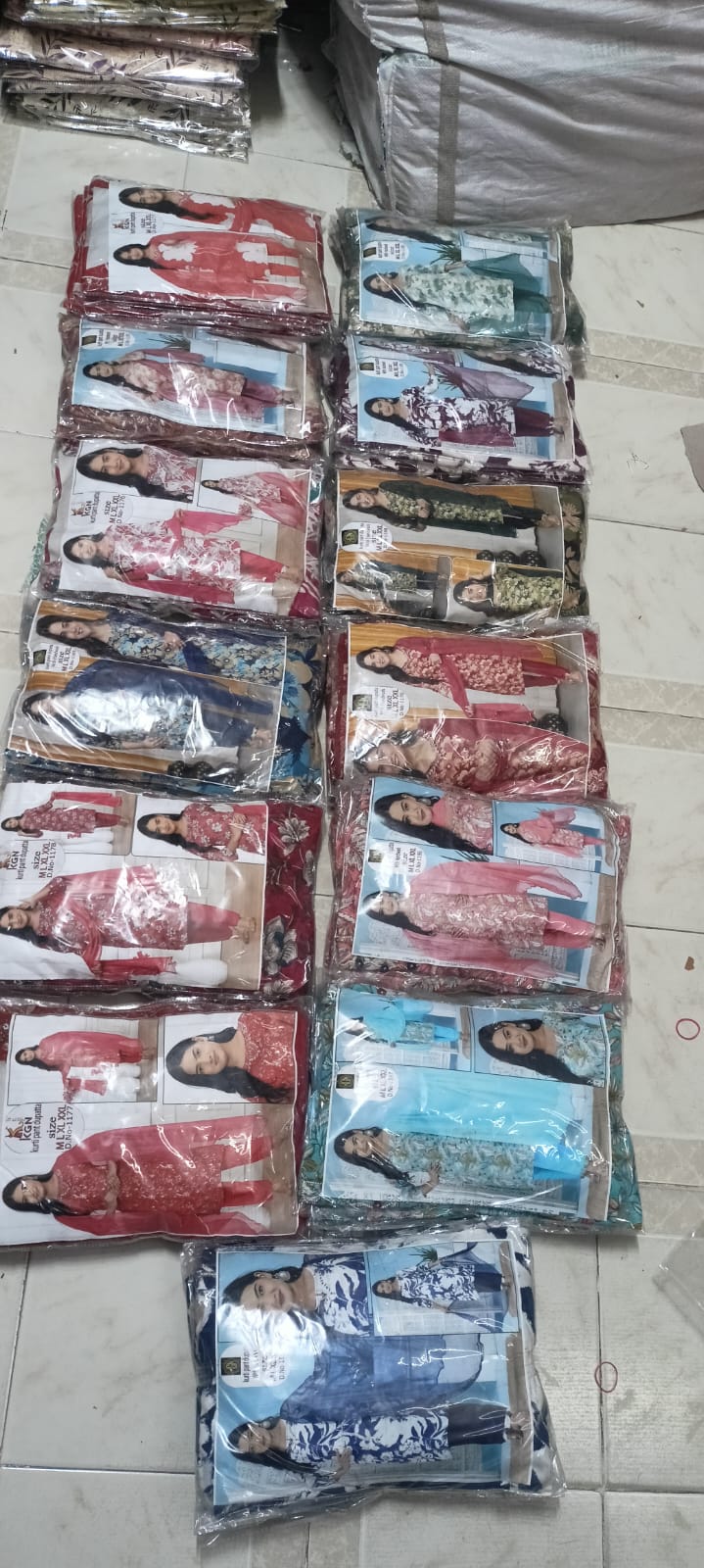 Foil Rayon 3 Piece Set Wholesale 15 Foil Rayon 3 Piece Set Wholesale - Image 14