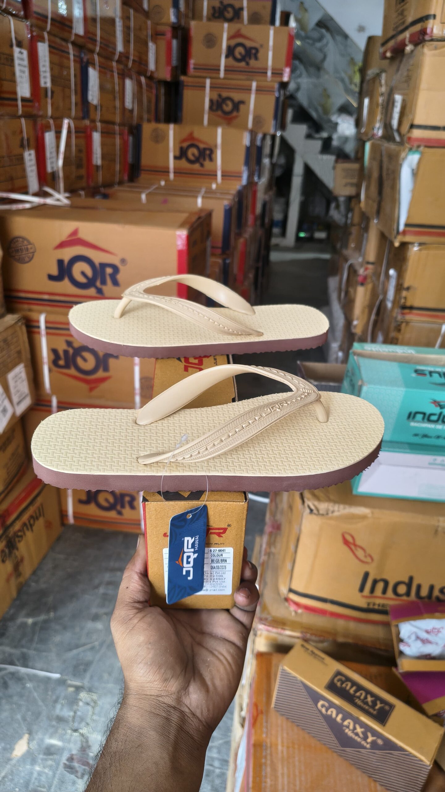 JQR Hawai Slippers Wholesale 2 JQR Hawai Slippers Wholesale - Image 2