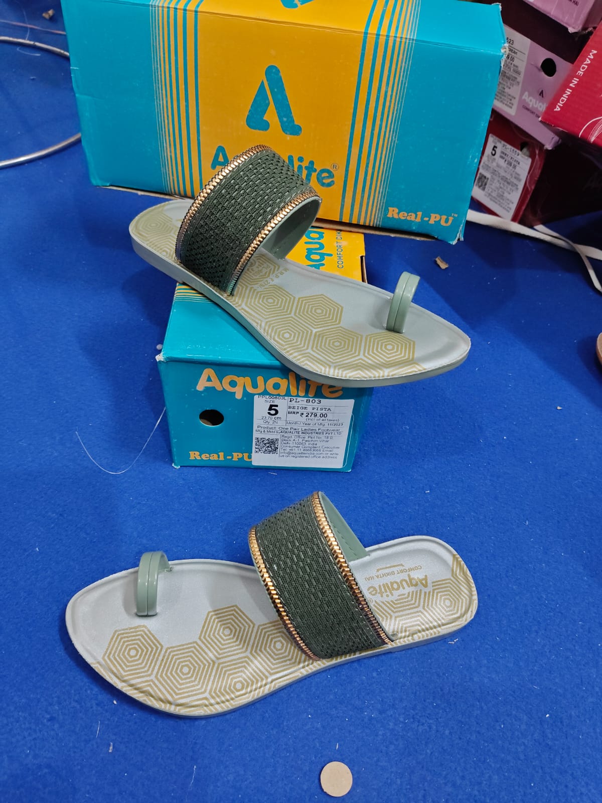 Aqulite Slippers Wholesale 12 Aqulite Slippers Wholesale - Image 11