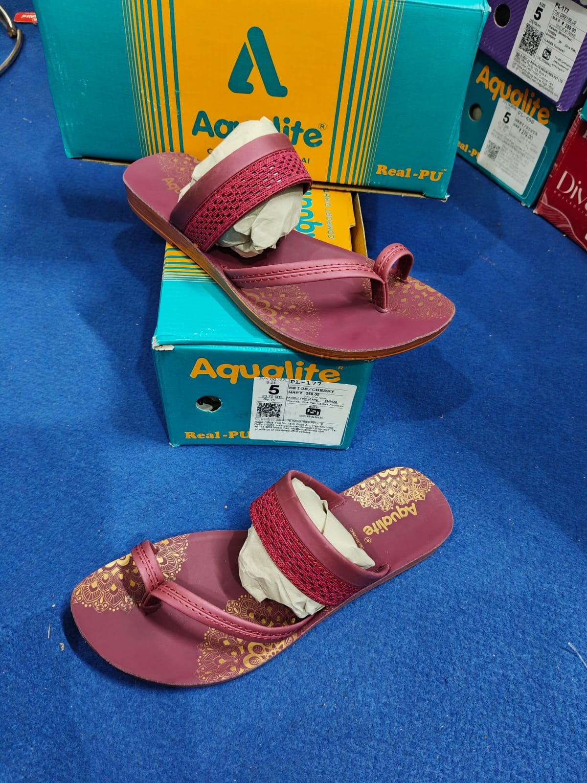Aqulite Slippers Wholesale 14 Aqulite Slippers Wholesale - Image 13